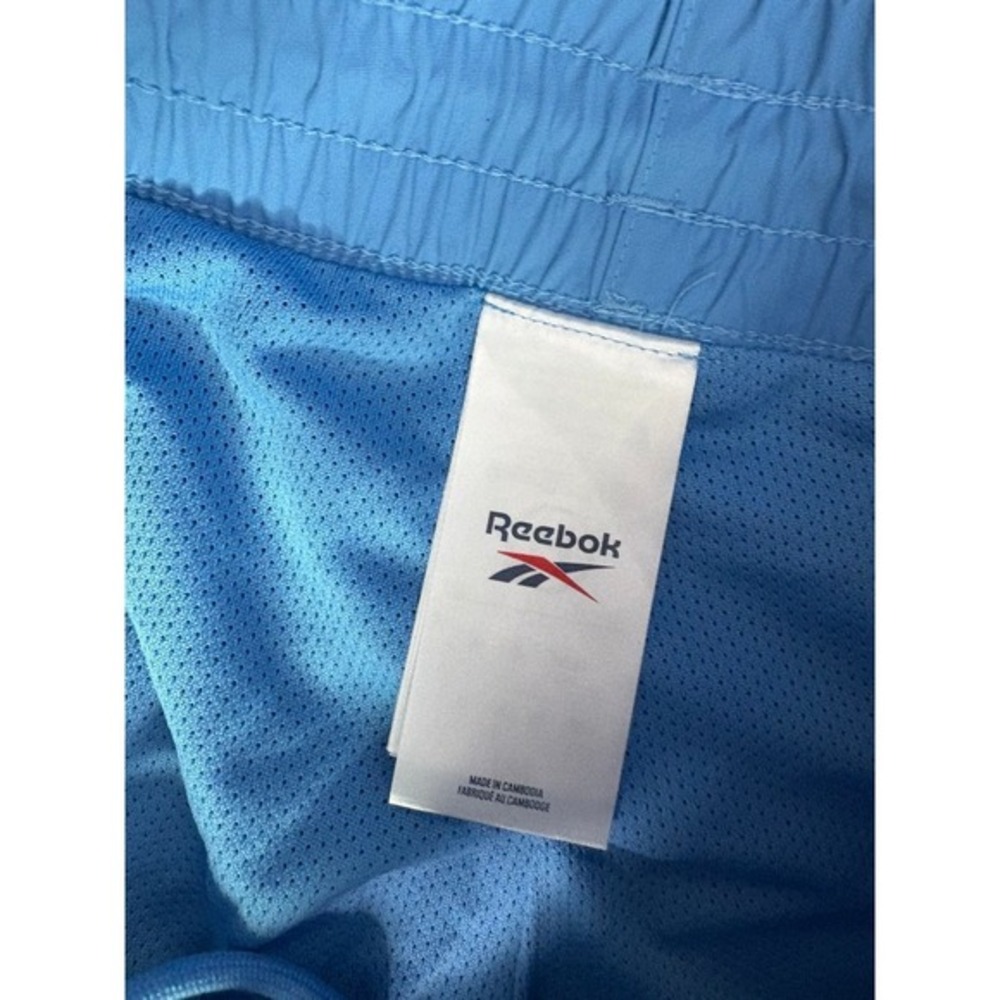 Reebok Classics Vector Track Size Medium - image 7